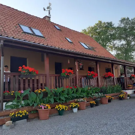U Zawiszy * Mikołajki