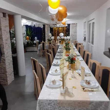 U Zawiszy Farmház Mikołajki